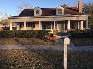 515 N Caswell St, Glennville, GA 30427