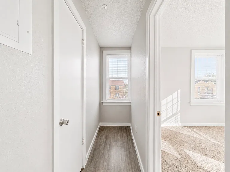 727 Culbertson Dr #122 — Photo 4
