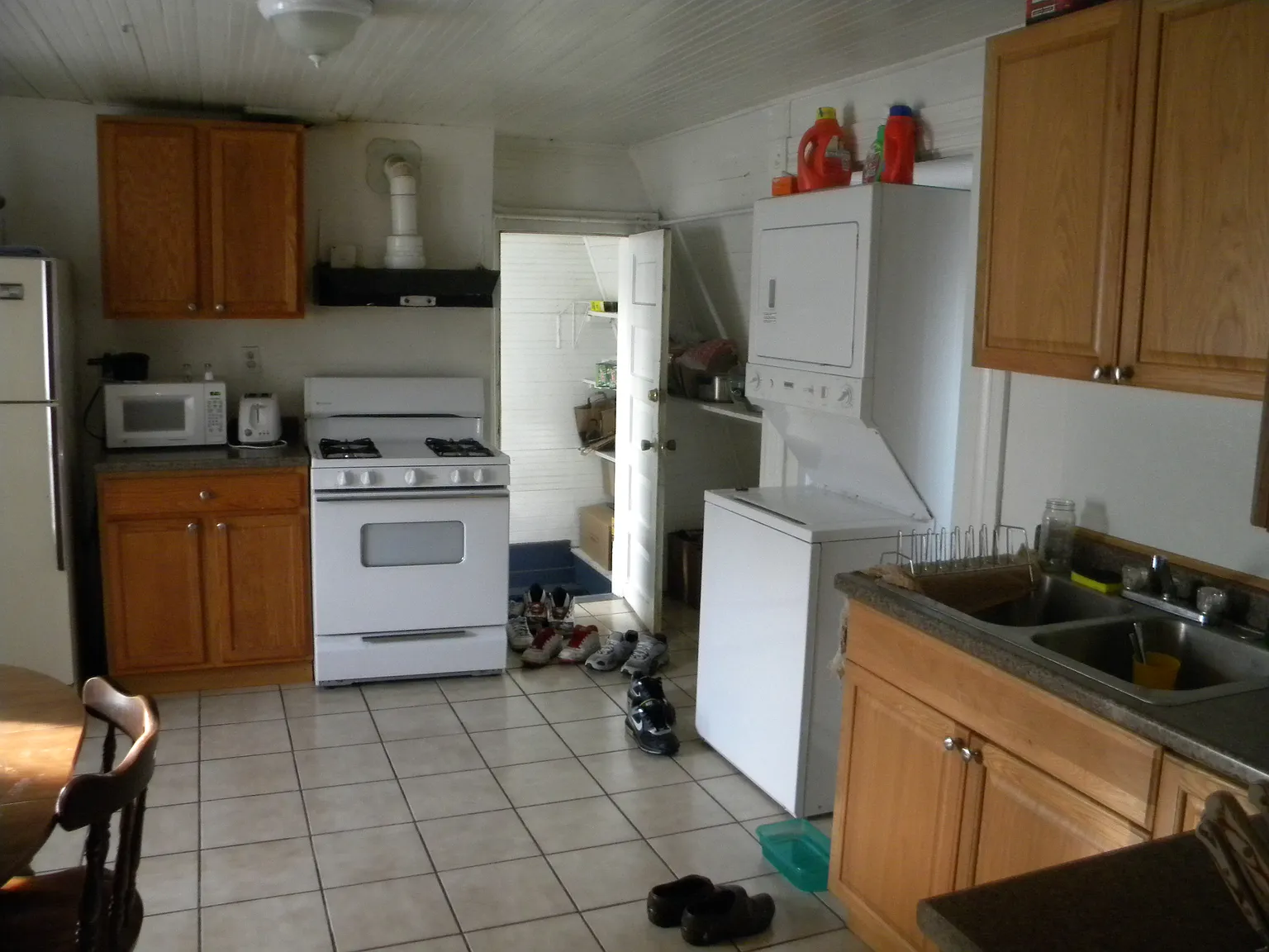 2 bed, $1,200 — Photo 2