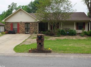 104 Honeysuckle Hills Dr, Redfield, AR 72132