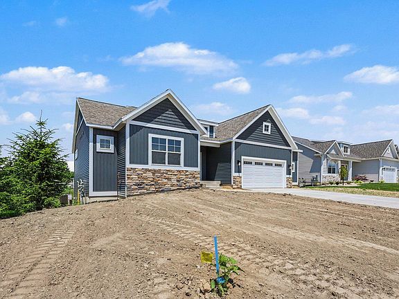 3rd image of 9585 Fields Dr #1