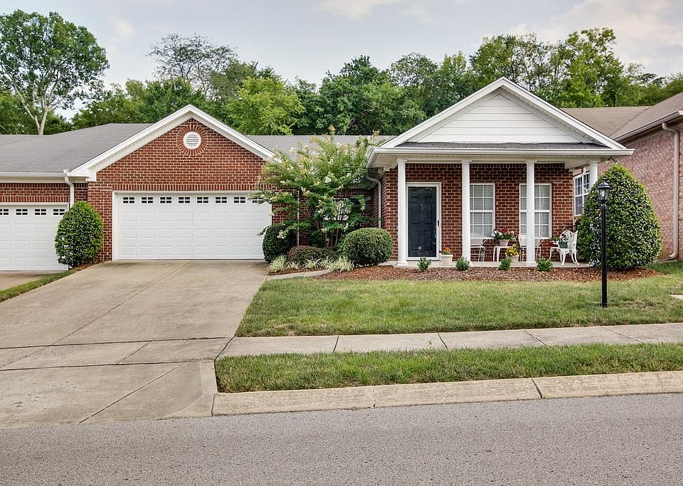 1st image of 208 Wrennewood Ln