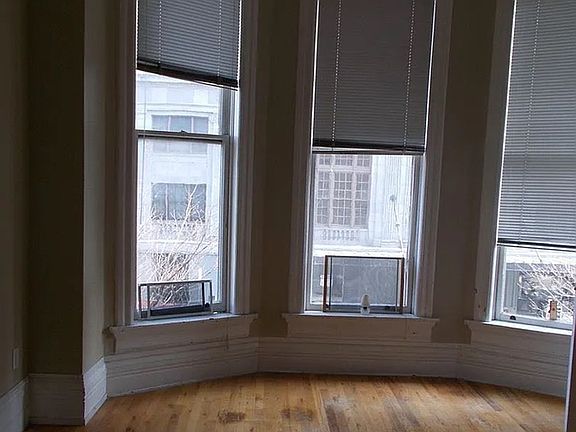 3rd image of 755 Saint Helens Ave APT 403