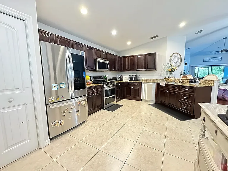 210 San Casciano Ln — Photo 4