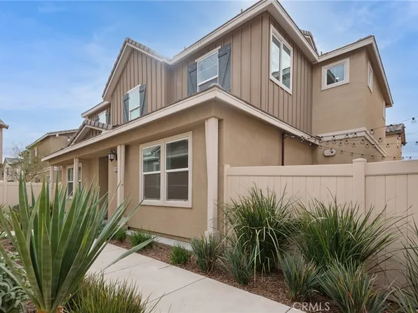17118 Zion Dr, Santa Clarita, CA 91387