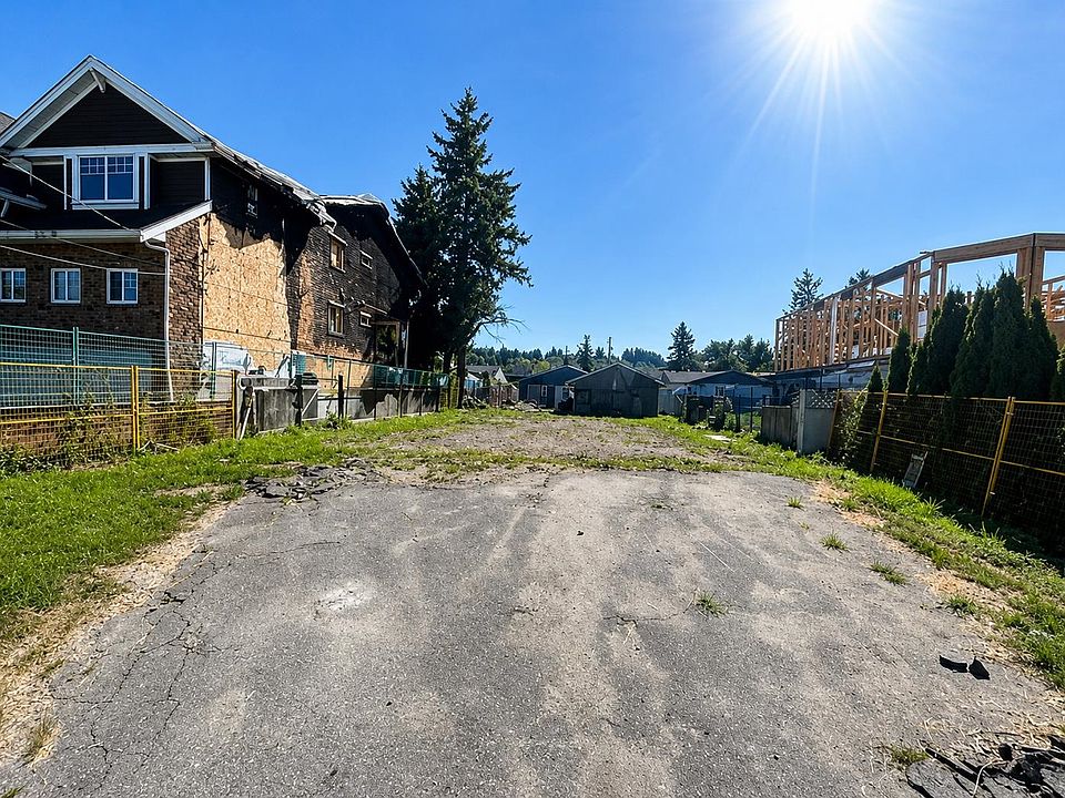 1st image of 12766 113a Ave
