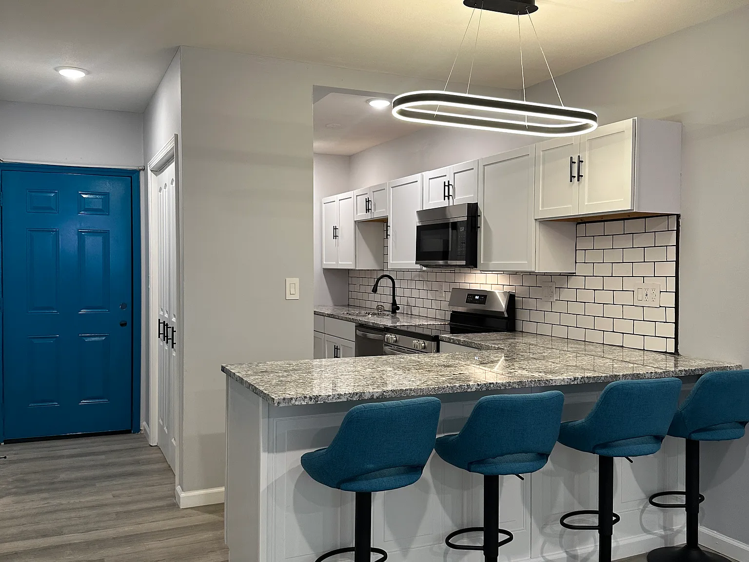 2 bed, 800 sqft, $1,500 — Photo 4