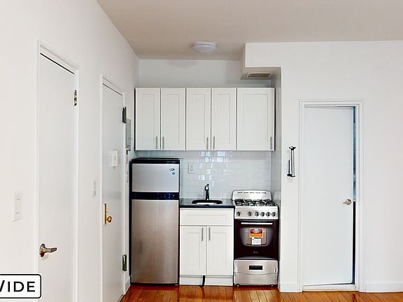 3rd image of 353 E 54th St APT 2E