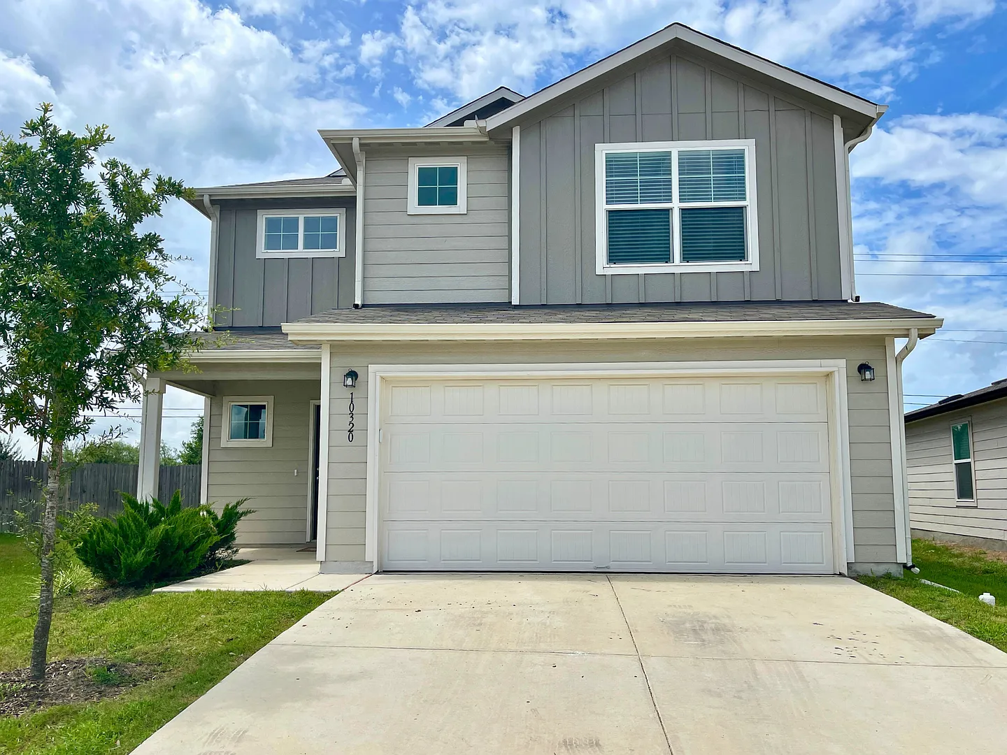 Move-In Special. 1 Month Free Rent with a 12-month lease — Photo 2