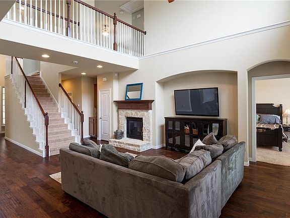 5th image of 11824 Hamptonbrook Dr
