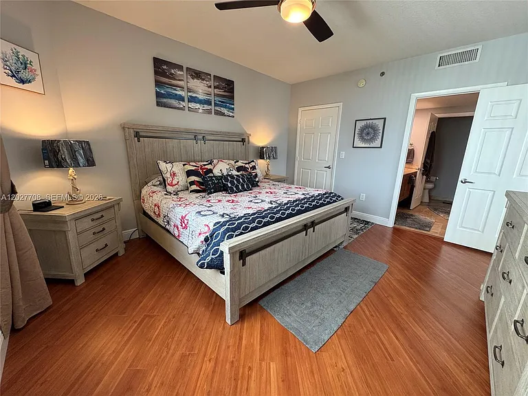 1819 SE 17th St #912 — Photo 13