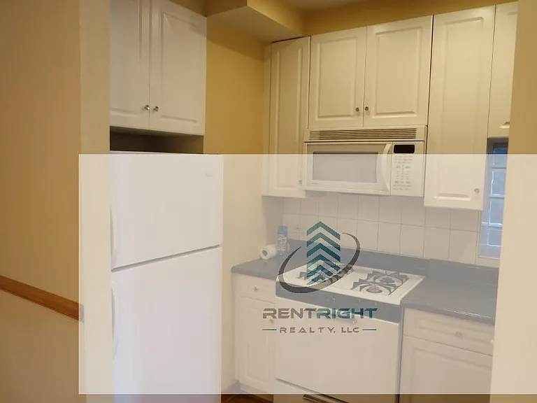 1306 N Cleaver St #BF — Photo 3