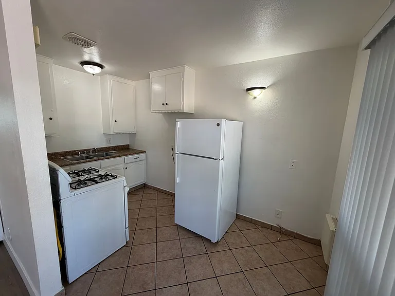1518-40 E Artesia Blvd — Photo 56