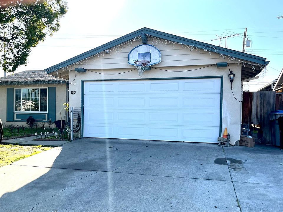 1st image of 1951 Panama Ave