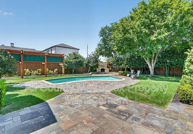 5804 Norway Rd — Photo 18