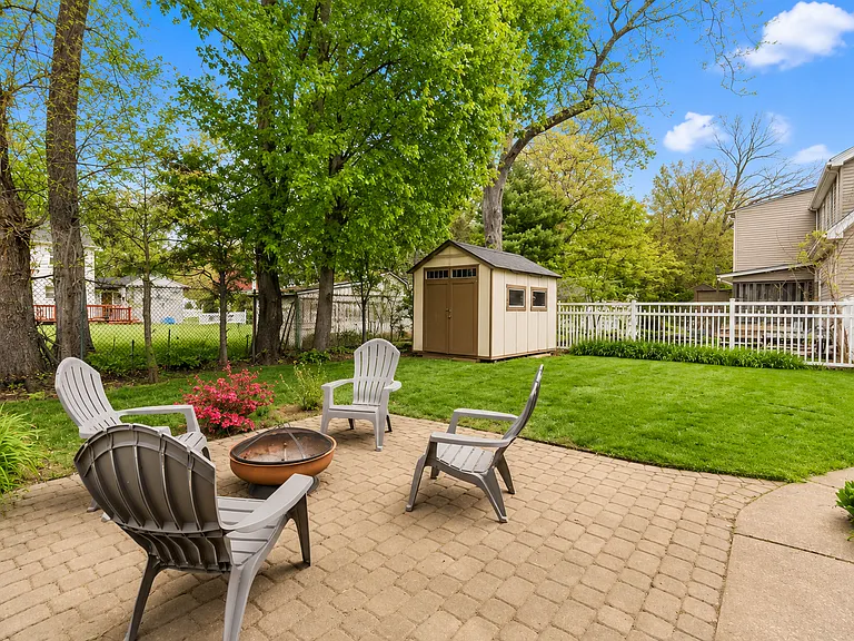 50 Washington Cir — Photo 18