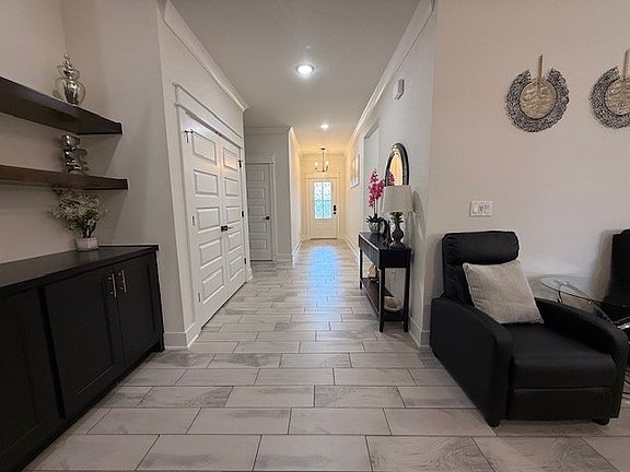 3rd image of 2061 Larry Ln