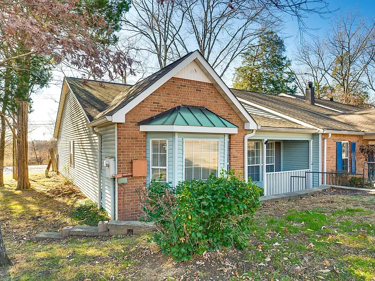117 Beech Forge Dr — Photo 2