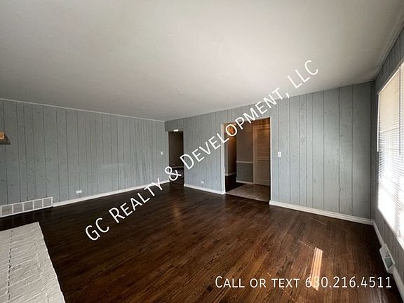 5th image of 22W220 Burr Oak Dr