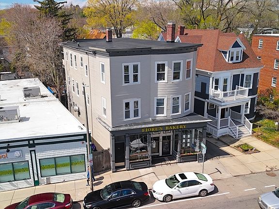 2nd image of 55 South St