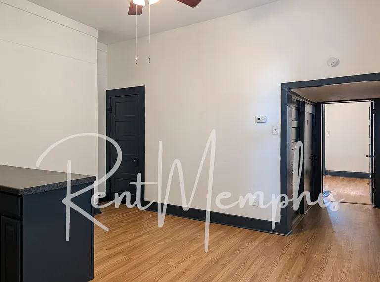 302 Garland St #2 — Photo 3