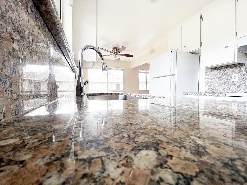 1st image of 765 W Valley Dr APT 4