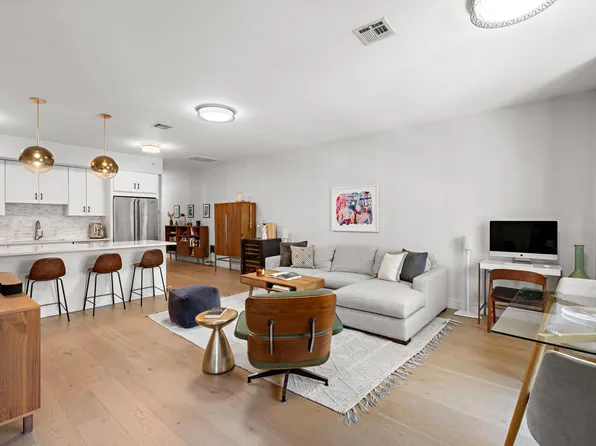 52 Sherman Avenue image 1 of 27