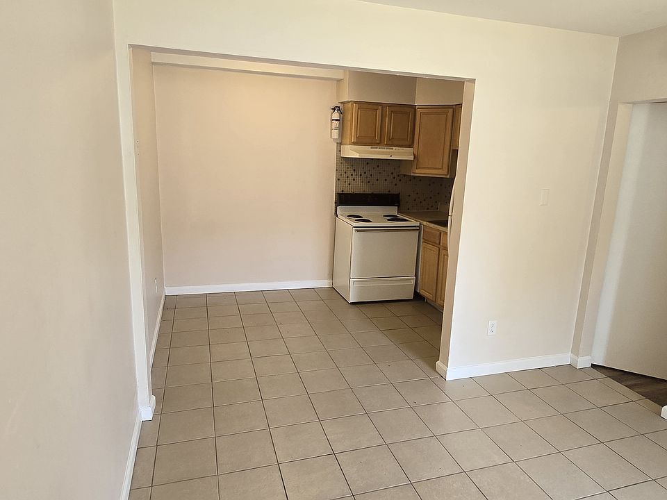 1st image of 2621 S Big Bend Blvd Unit 3