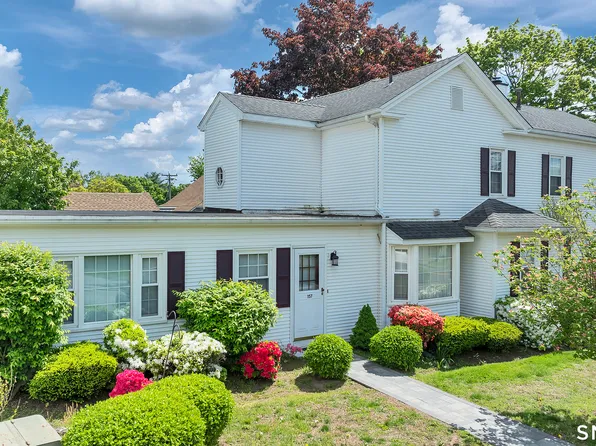 157 Clark Street #157, Milford, CT 06460
