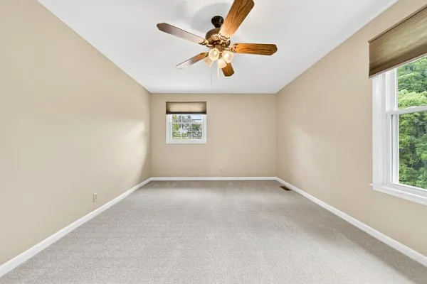 121 Caldwell Dr — Photo 31