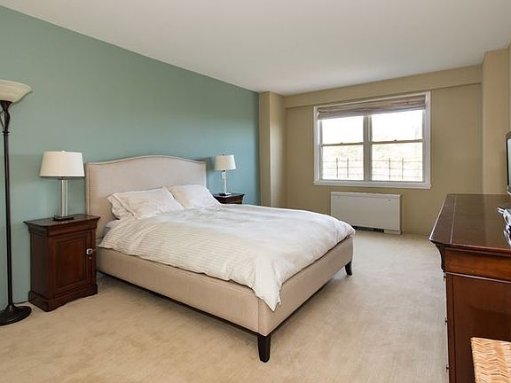 4th image of 3777 Independence Ave APT 6B