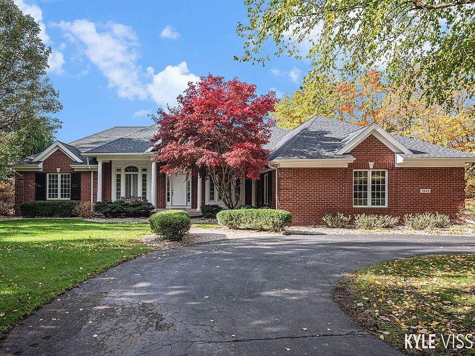 1845 Flowers Crossing Dr NE, Grand Rapids, MI 49525 Zillow