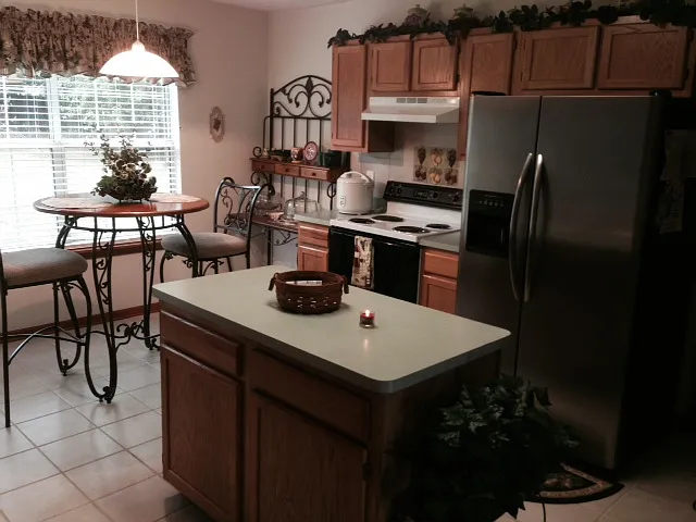 Kitchen nook_09242020