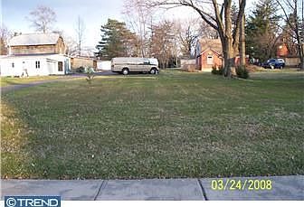 3rd image of 337 W Montgomery Ave