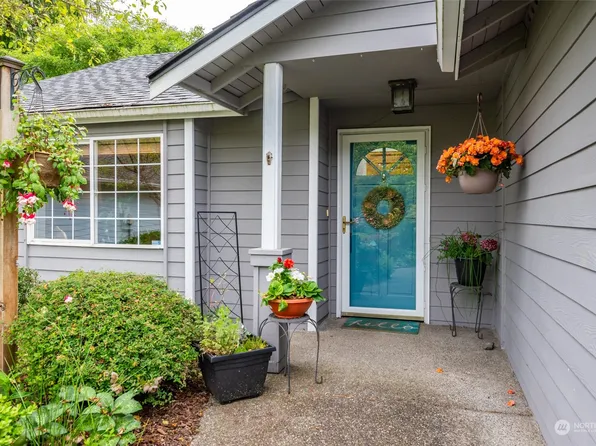 7012 Falcon Court, Arlington, WA 98223