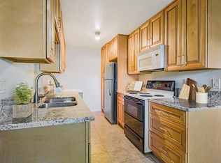 8067 Camino Kiosco, San Diego, CA 92122