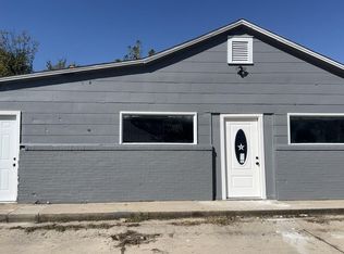 739 Ritchey St, Gainesville, TX 76240