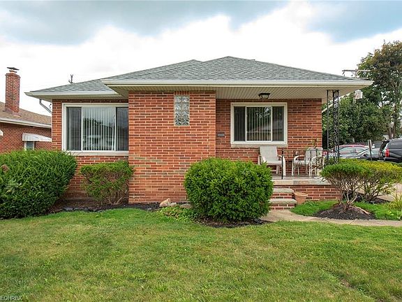 2nd image of 12316 Oakview Blvd
