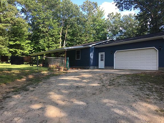 2nd image of 5124 Putnam Rd