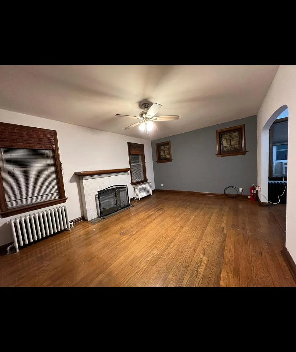4945 Devonshire Ave — Photo 3