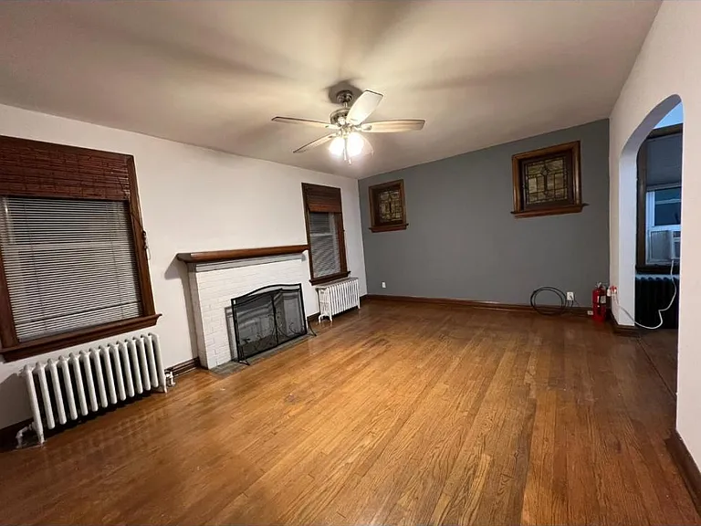 4945 Devonshire Ave #2 — Photo 3