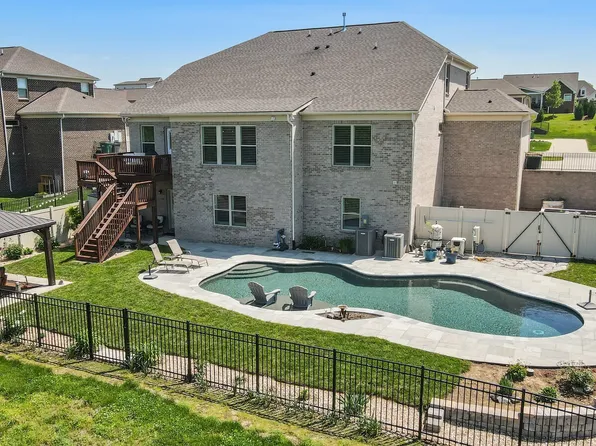 1108 Brixworth Dr, Spring Hill, TN 37174