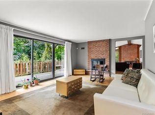 5 Stonecrop Rd S, Norwalk, CT 06851