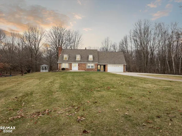9317 Farrand Rd, Otisville, MI 48463