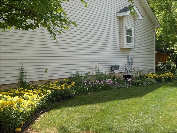 BEAUTIFUL PERENNIALS