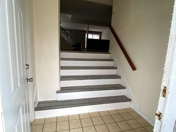 Front entrance to the townhouse