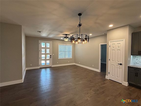 5th image of 209 Haller St