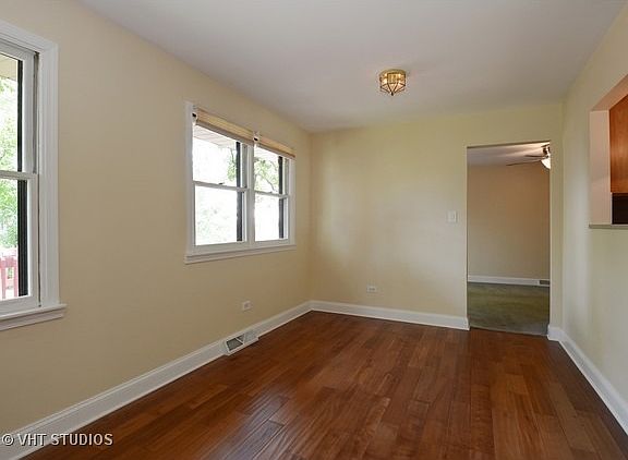 5th image of 10050 Holly Ct