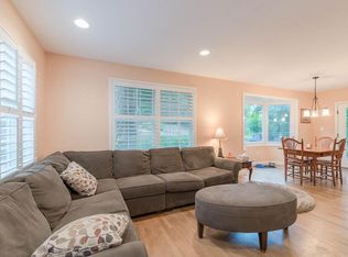 2827 Hurst Ter NW, Washington, DC
