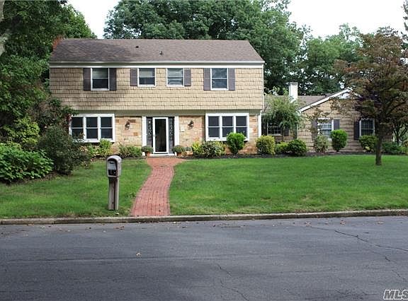 2nd image of 1 Shadetree Ln